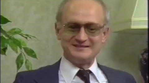 FULL INTERVIEW with ex-KGB Yuri Bezmenov: The Four Stages of Ideological Subversion (1984)