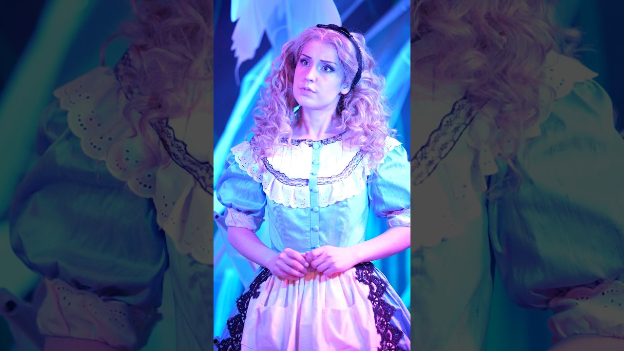“I’ll decide where it goes from here 😤🫖”  - Alice in Wonderland cosplay at @earthilluminated ✨