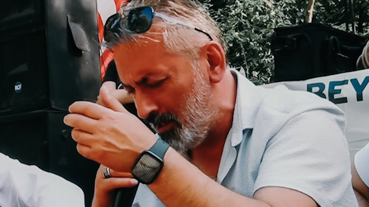 Alim Koca - Hem ağladı hem ağlattı....