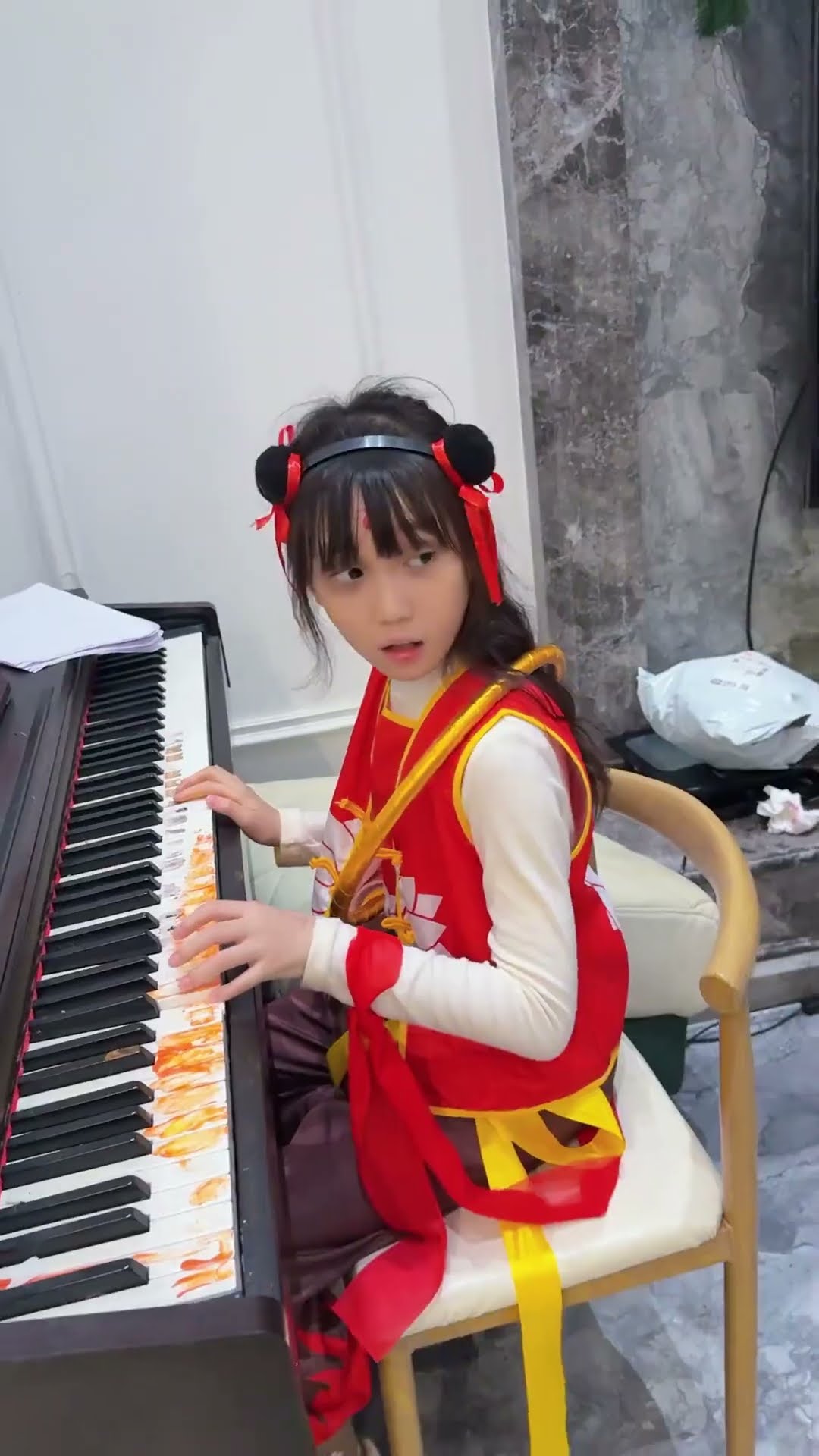 【斗罗大陆】哪吒和小宝宝后面的黑衣人是谁呀，好可怕呀！#斗罗大陆#唐三#小舞 #哪吒