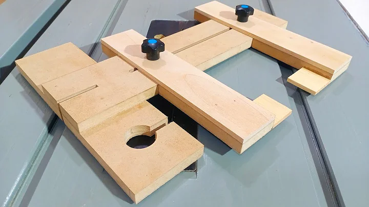 DIY Advanced Palm Router Right Angle Jig #woodworking thumbnail