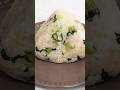 野菜もたんぱく質も一緒に摂れる。こまツナ味噌おにぎり