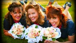THE ANDREWS SISTERS     Oh Johnny Oh Johnny screenshot 5