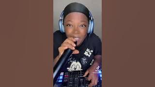 Dj marina la reine des immature