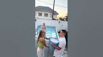 The Biggest Bath Bomb Tiktok Experiment 