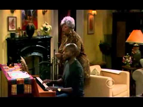 Mike and Molly - Nana Rocks