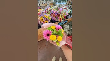 asmr shopping at trader joe’s 🤭🍂 #traderjoes #shopping #shopwithme #aesthetic #fallvibes