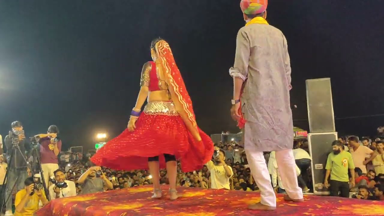 रेखा मेवाड़ा के डांस को देखकर पिपराली में भिड़ हुई बेकाबू।। पिलो लुगडो।।Rekha mewara viral dance