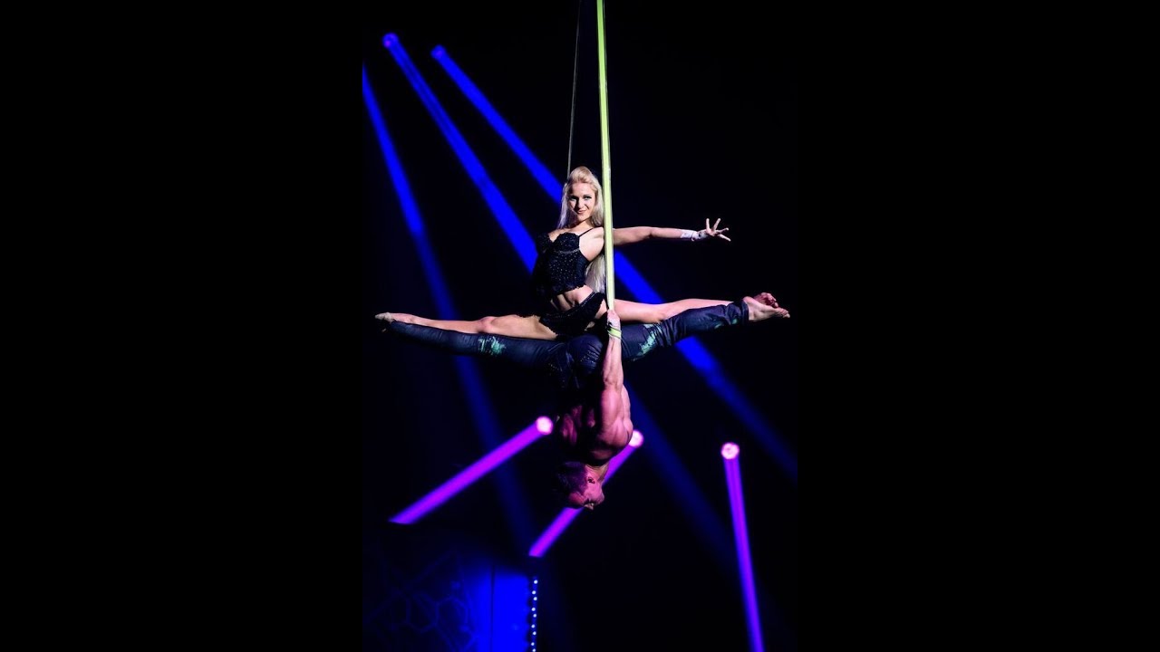 Aerial Straps Duo Act Acrobatics Circus Entertainment Variety