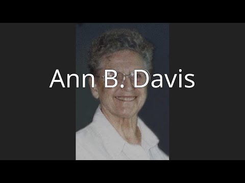 Video: Ann B. Davise netoväärtus: Wiki, abielus, perekond, pulmad, palk, õed-vennad