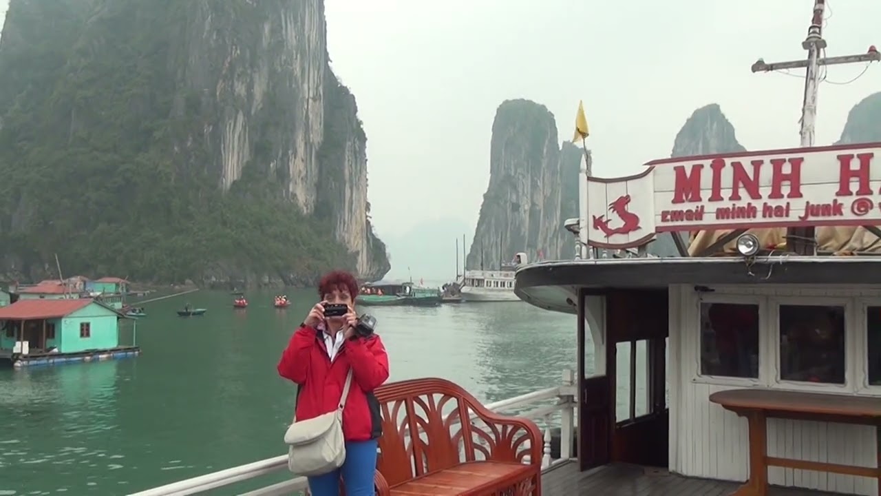 🇻🇳 DOOKOŁA ŚWIATA - WIETNAM cz.2 - ZATOKA HA LONG, HANOI - FILM 2D I GALERIA ZDJĘĆ