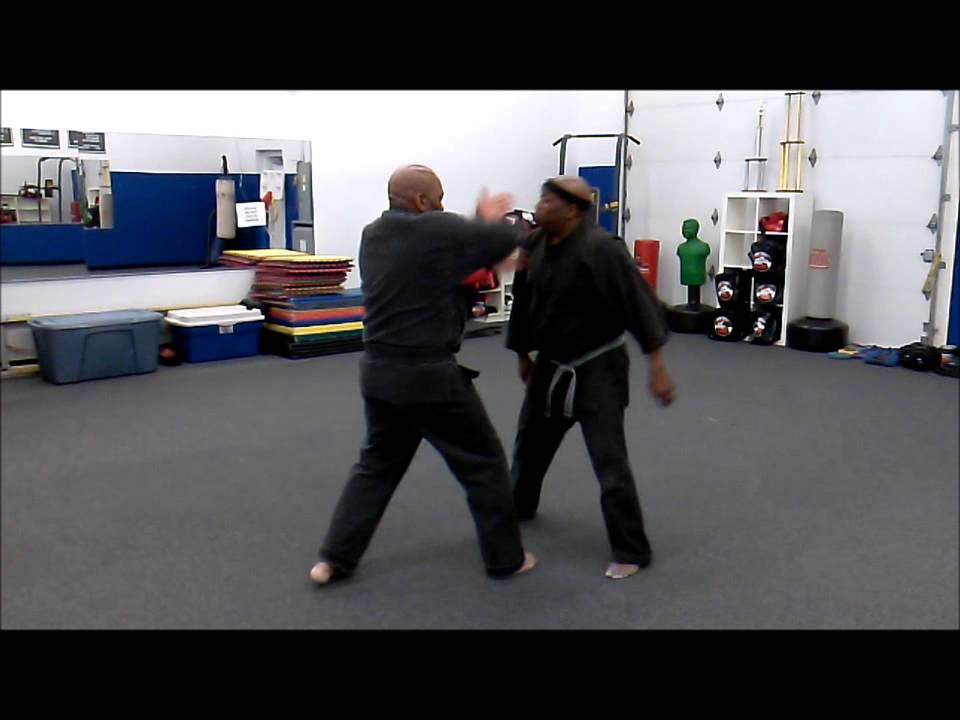 Five Point Kenpo Karate - Twin Kimono with Extension - YouTube