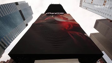 First 3D Robotic Billboard in Time Square