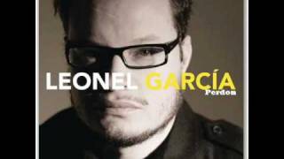 Video thumbnail of "Leonel Garcia - Perdon (video)"