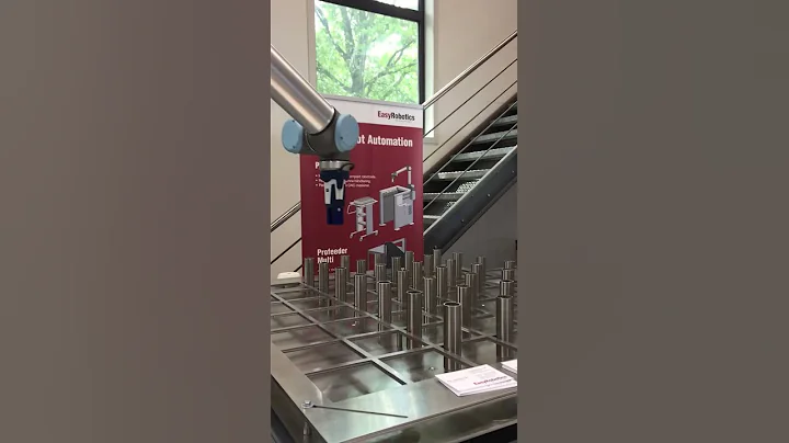 EasyRobotics ProFeeder pick and place application with Schunk Co gripper