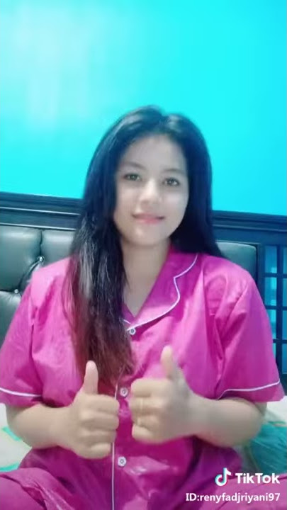 Tante Daster Ungu Sungguh Uwuw