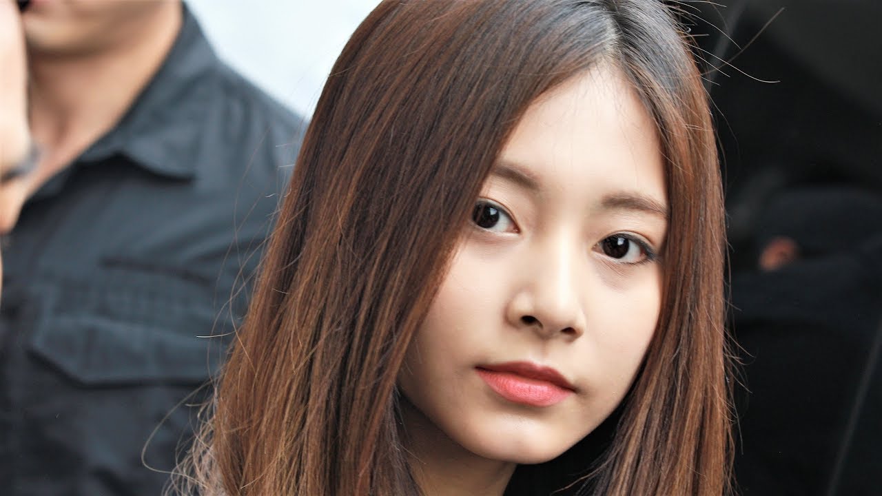 180918 트와이스(Twice) 쯔위(Tzuyu)focus 4K by ODS - 김포공항 입국