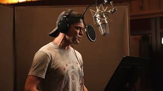 SPLISH SPLASH with Jeremy Jordan | Now Streaming