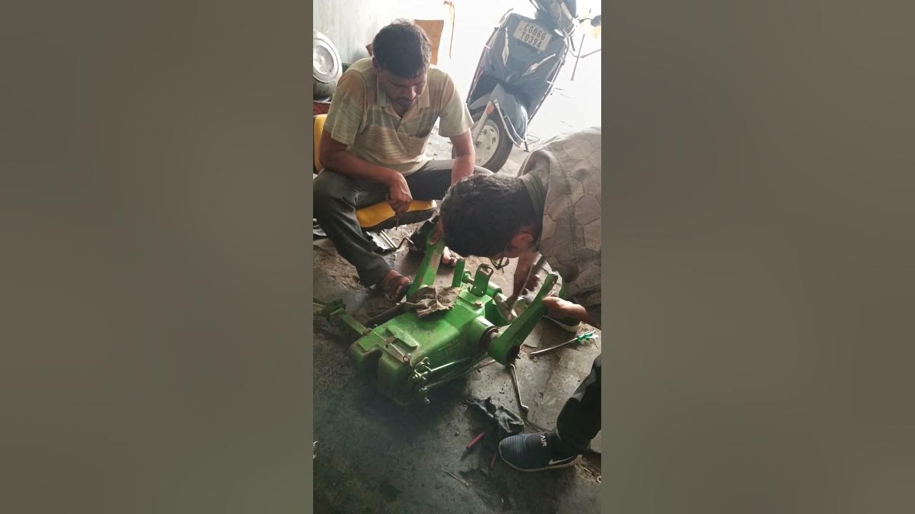 5055e John Deere hydraulic problem repear YouTube