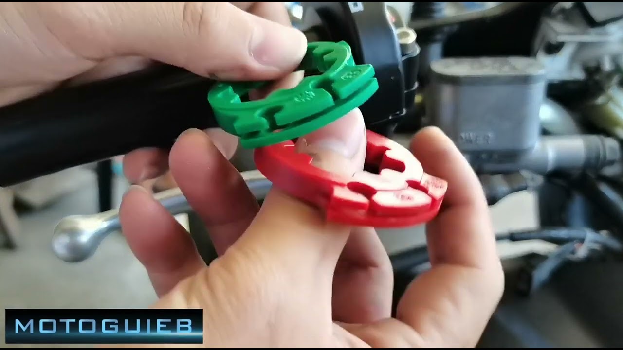 how to install Domino Quick throttle and hand grip to your Mio