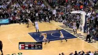 Dwyane Wade - Full-court Alley-oop (Heat vs Pacers)