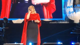 KELLY CLARKSON “Because of You / Beautiful Disaster / Maybe / Good Goes the Bye” Live Medley (2019)