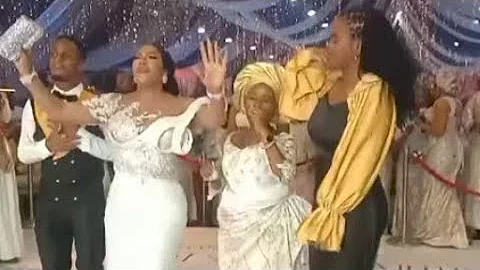 Tope Alabi Sings For Actress Fathia Williams Dances, Award Her Mom N  Her Two Children