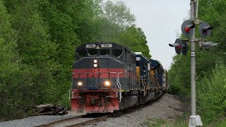 MEC 514 leads L071 West on the Waterville Subdivision 5/21/24