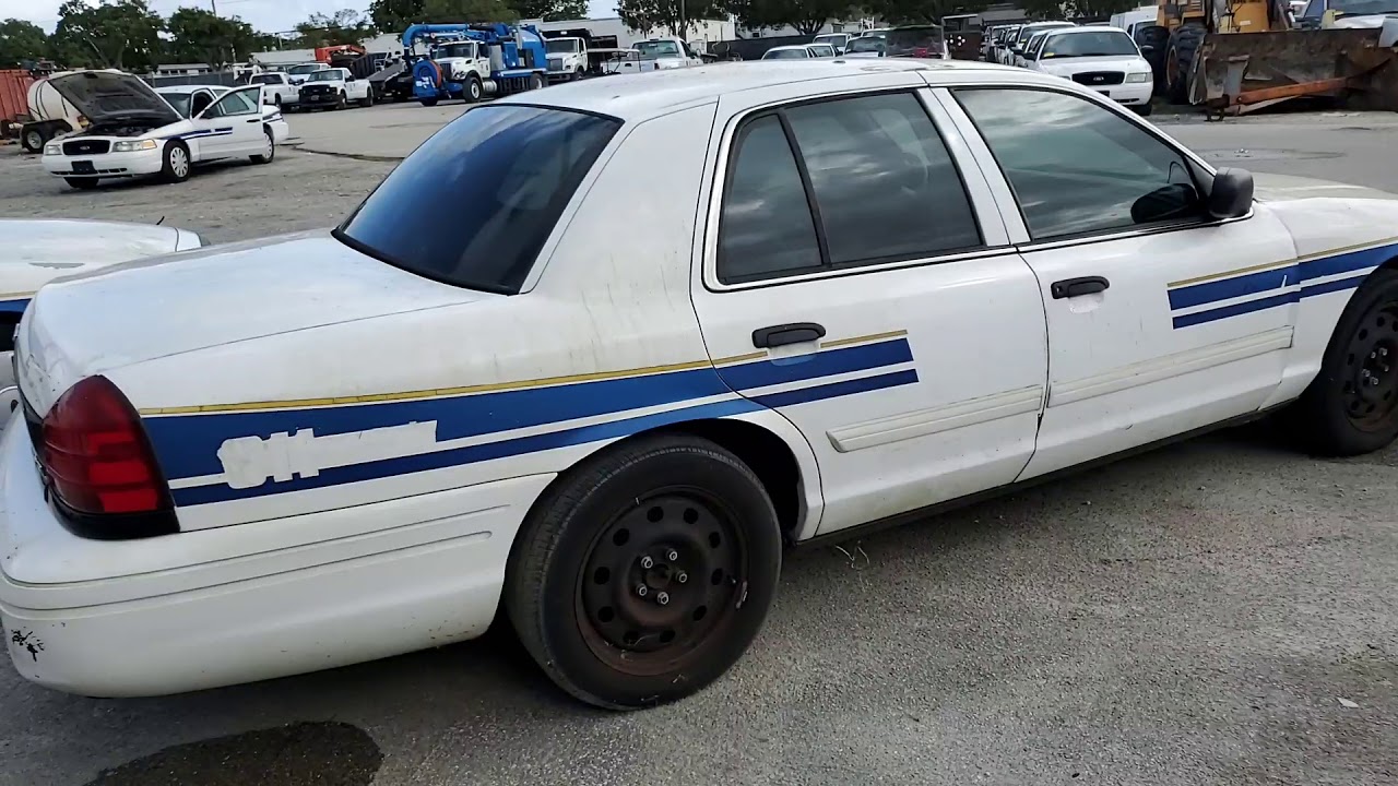 2009 Ford Crown Victoria Police Interceptor lot#142 - YouTube