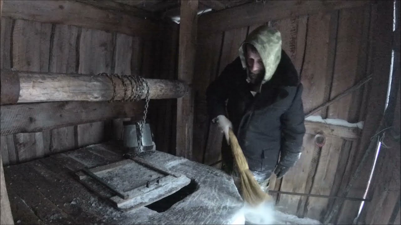 Чистка колодца - YouTube