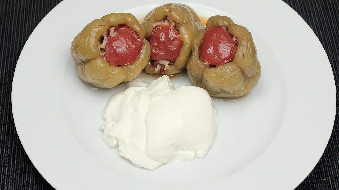 Zeytinyagli Biber dolmasi, kiymali tarhana corbasi,Mayali pişi tarifi(aksam yemegi önerisi) Zeytinyagli Biber dolmasi, kiymali tarhana corbasi,Mayali pişi tarifi(aksam yemegi önerisi)