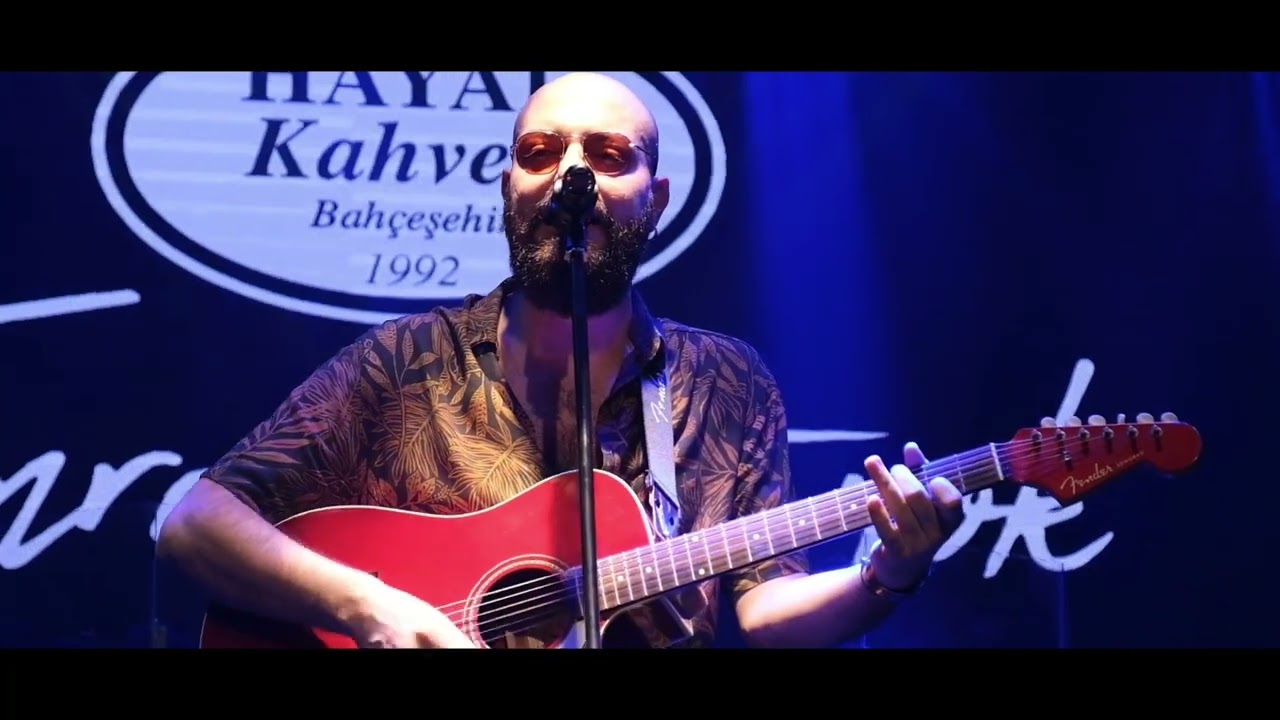 Hayal Kahvesi Bahçeşehir konserinden / Yadigar (Ali Güven) /Performans