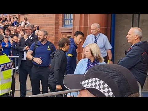 THE TOTTENHAM HOTSPUR PLAYERS ARRIVING AT IBROX: Spurs Players Booed by Rangers Fans