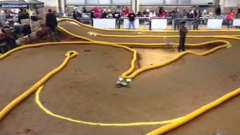 Jarodd running the Atomik V2MR at Motorama