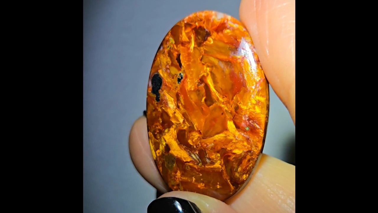 Golden pietersite cabochon - PT9