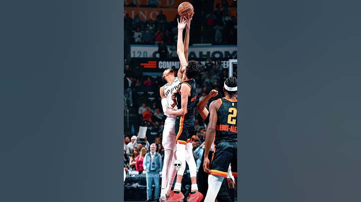 Wemby and the tip offs