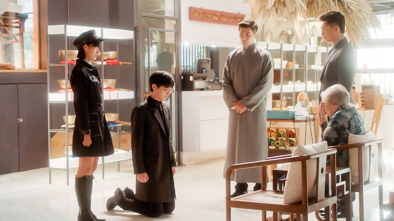 Husband left mistress to reconcile, but wife already saw his true colors and coldly rejected him