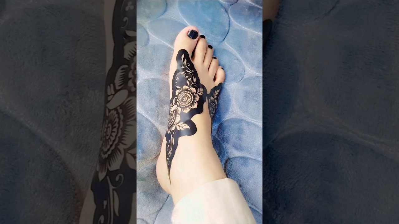 Beautiful sticker mehndi design #shorts