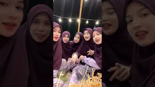 Download Lagu Orang Thailand nyanyi anugrah terindah #fyp #reels #quotes #anugerahterindah MP3 Download Lagu Orang Thailand nyanyi anugrah terindah #fyp #reels #quotes #anugerahterindah MP3