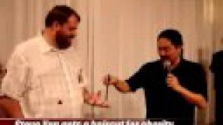 Steve Yun gets a haircut for charity at NDK 2008