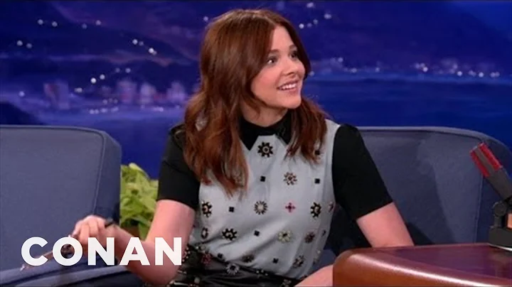 Chlo Grace Moretz Shows Off Her Butterfly Knife Sk...