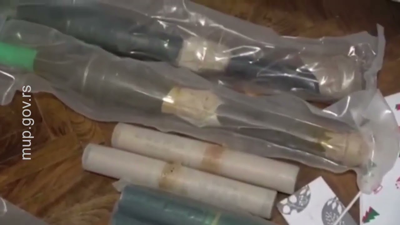 MUP-uhapšena tri lica, pronadjeno 8kg kokaina, 4kg marihuane, raketni bacači, snajperska puška...