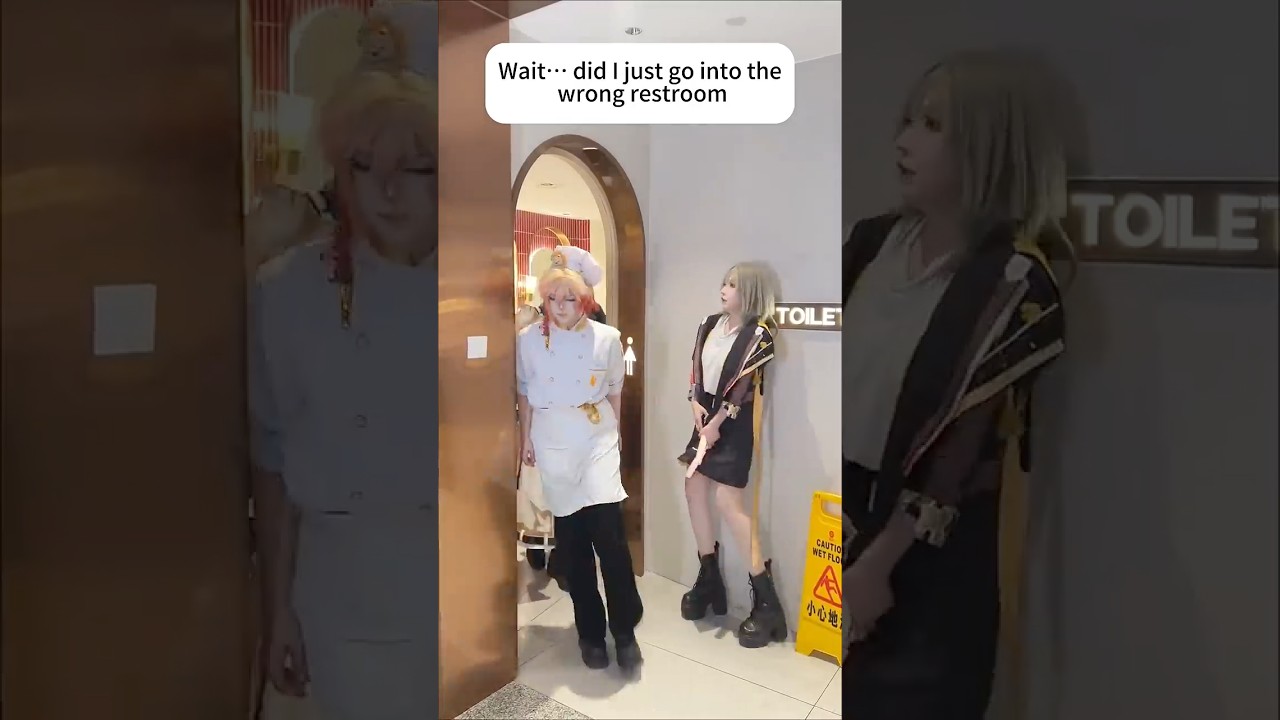 Wait… did I just go into the wrong restroom😊 #anime #game #fyp #honkaistarrail #cosplay #cosplayer