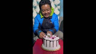 Silver Play Button | Cake Celebration in 100K | १ लाख सव्स्क्राइबर पुगेकाे खुशियालीमा केक शेलिव्रेसन