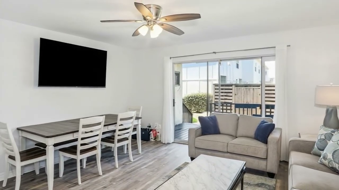 8 Calle Traviesa Pensacola Beach, FL 32561