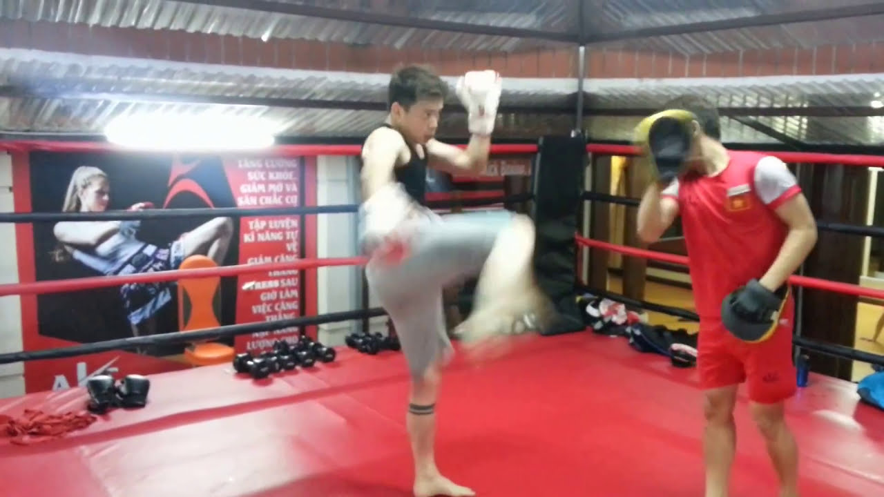 Học boxing ở hà nội | Tập Kickboxing tại Hà Nội – AKC Fitness