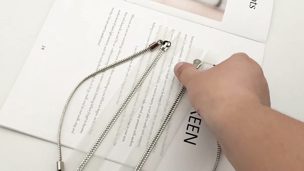 Custom Clear Transparent Nylon Metal Zipper Manufacturer Metallica Zip Handbag Zippers for Bag