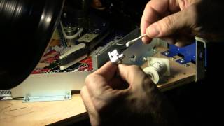 Anatomy of a solenoid: Cleaning a solenoid in the ball trough on a Whitewater - PinballHelp.com
