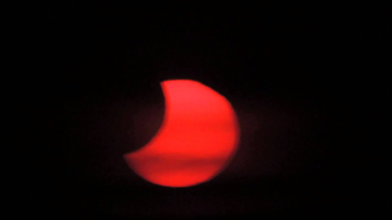 Partial Solar Eclipse Sunset 29/04/14 Brisbane - YouTube