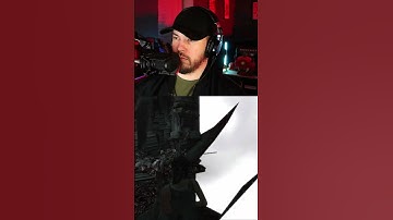 Did you know Lara Croft can Clip through Walls?